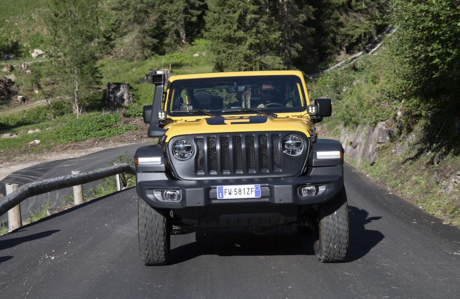  Jeep Wrangler Rubicon 1941 by Mopar (JL) 2019 года  (фото 17 из 35)